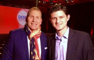 Martin Limbeck mit Verleger Julien Backhaus